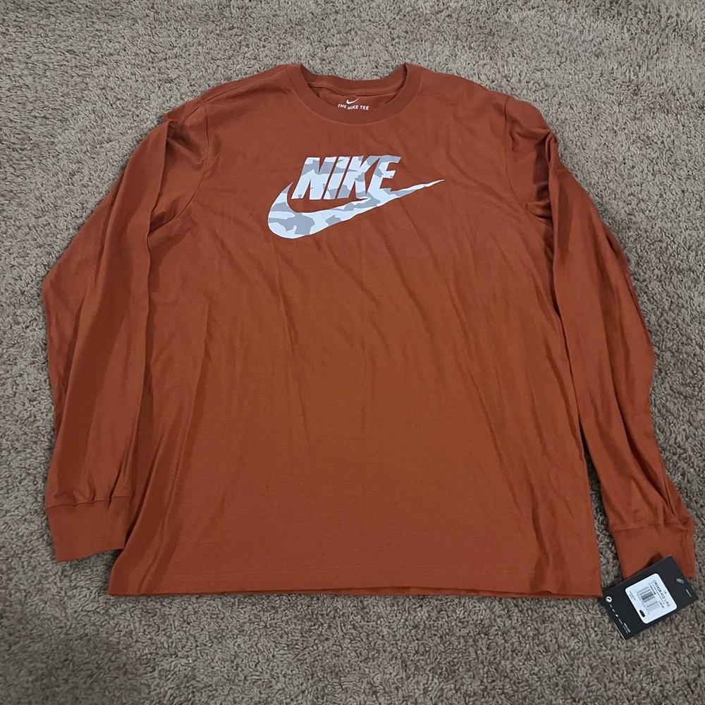 Nike Men's Burnt Orange Long Sleeve Tee